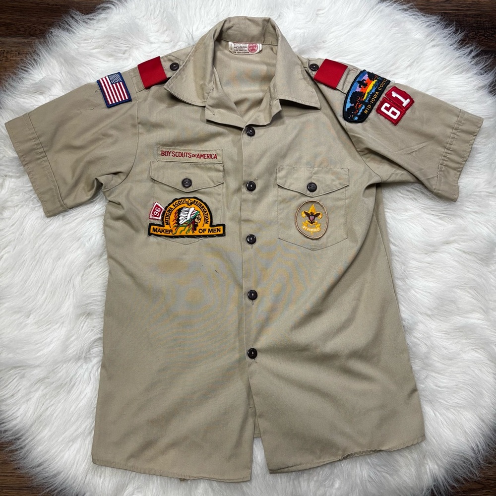 1970’s Vintage Boy Scouts of America Uniform Shirt with Patches size Youth Large